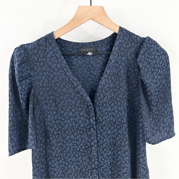 1. State Blue Animal Print Puff Sleeve Blouse Size XXS - Picture 3 of 6